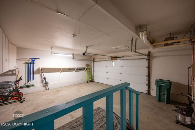 6654 Lakeway Drive, Anchorage, AK 99502
