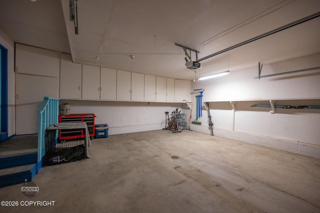 6654 Lakeway Drive, Anchorage, AK 99502