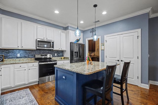 584 Falcon Trail, Niceville, FL 32578