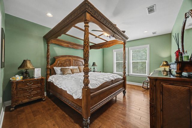 584 Falcon Trail, Niceville, FL 32578