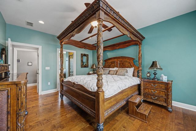 584 Falcon Trail, Niceville, FL 32578