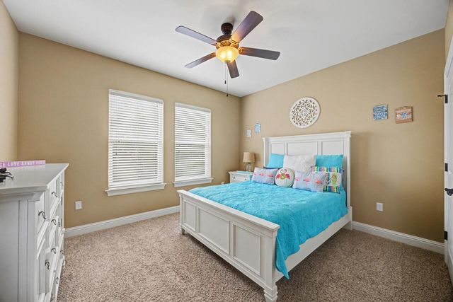 584 Falcon Trail, Niceville, FL 32578