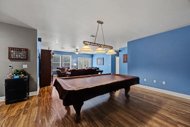 584 Falcon Trail, Niceville, FL 32578