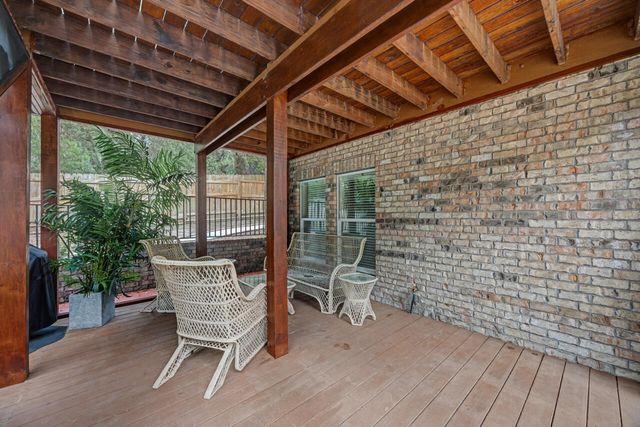 584 Falcon Trail, Niceville, FL 32578