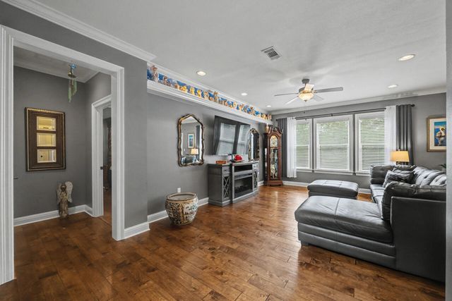 584 Falcon Trail, Niceville, FL 32578