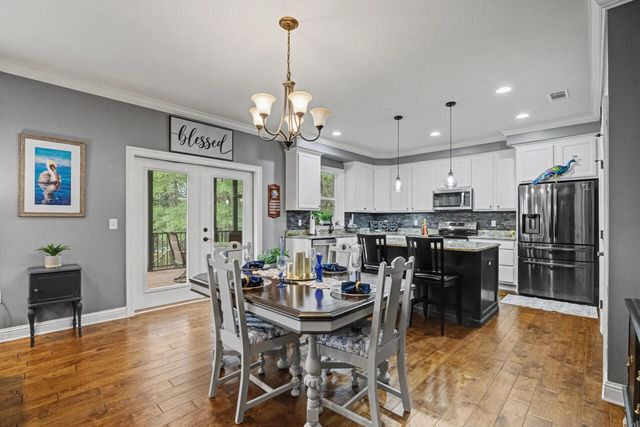 584 Falcon Trail, Niceville, FL 32578