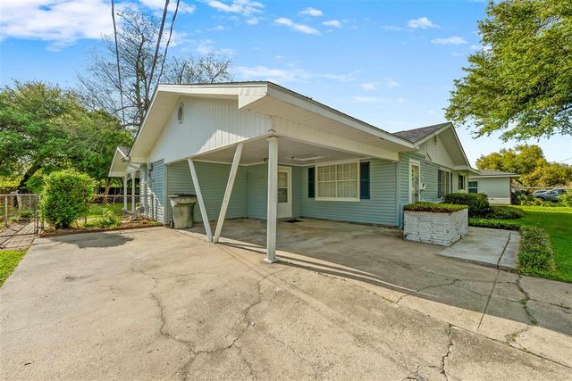 444 Arlington Drive, Lake Charles, LA 70607