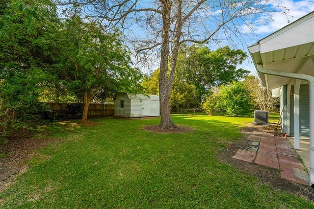 444 Arlington Drive, Lake Charles, LA 70607