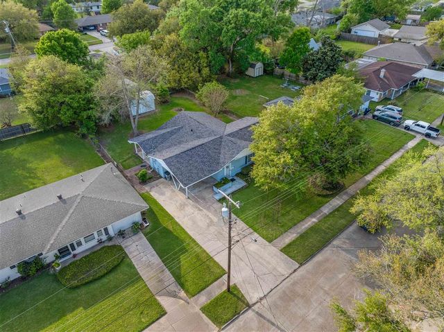 444 Arlington Drive, Lake Charles, LA 70607