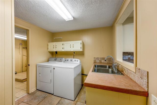 444 Arlington Drive, Lake Charles, LA 70607