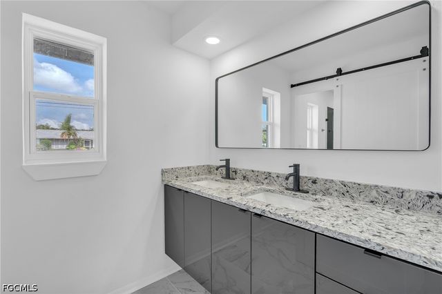 3745 SE 6th AVE, Cape Coral, FL 33904