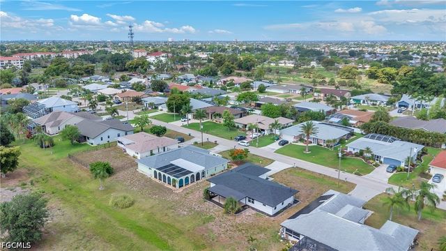 3745 SE 6th AVE, Cape Coral, FL 33904