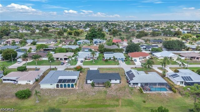 3745 SE 6th AVE, Cape Coral, FL 33904
