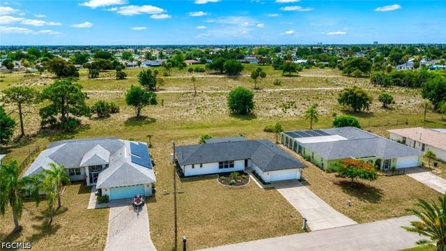 3745 SE 6th AVE, Cape Coral, FL 33904