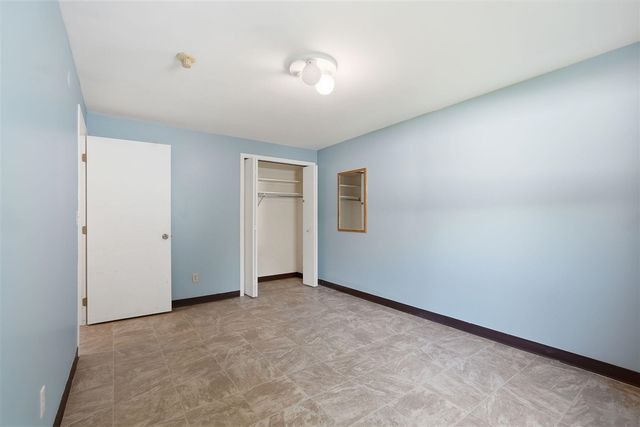 2143 Osceola Drive, Grand Rapids, MI 49506