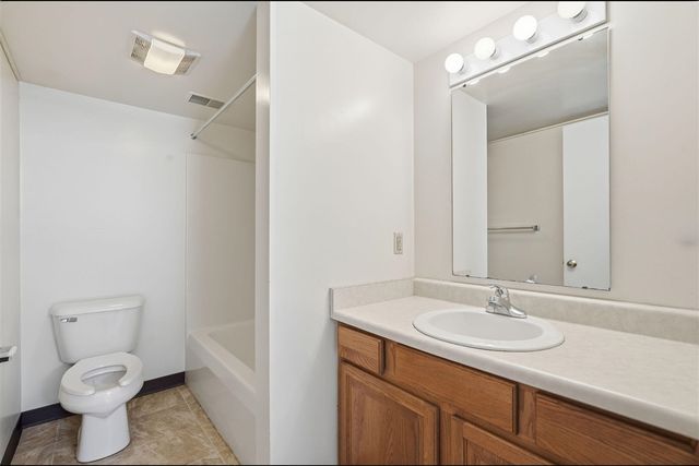 2143 Osceola Drive, Grand Rapids, MI 49506