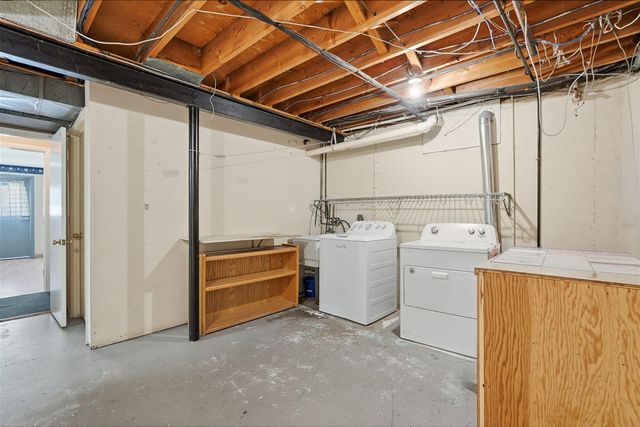 2143 Osceola Drive, Grand Rapids, MI 49506