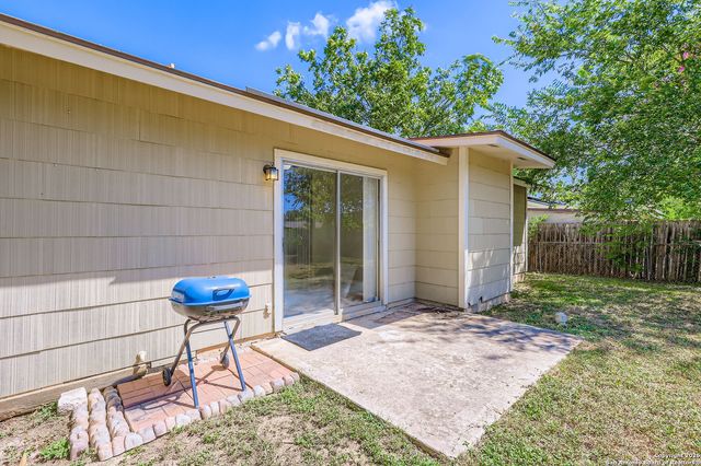 316 Nell Deane Blvd, Schertz, TX 78154