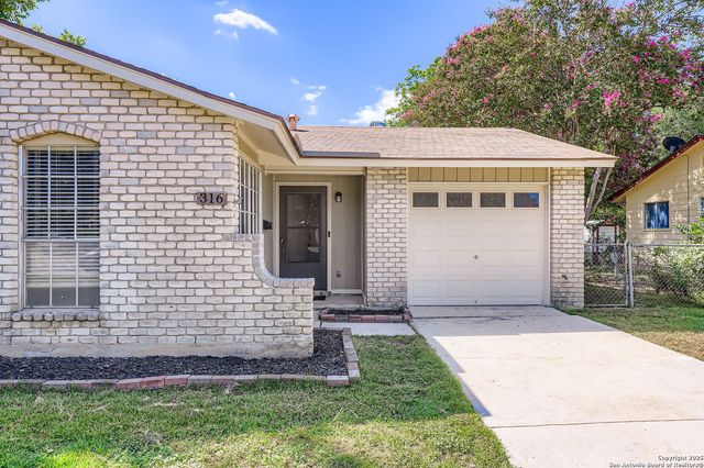 316 Nell Deane Blvd, Schertz, TX 78154