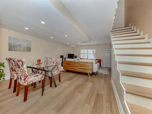 3208 RAMBLEWOOD DRIVE N, Sarasota, FL 34237