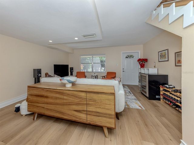 3208 RAMBLEWOOD DRIVE N, Sarasota, FL 34237