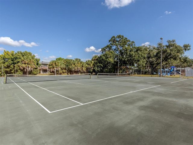 3208 RAMBLEWOOD DRIVE N, Sarasota, FL 34237