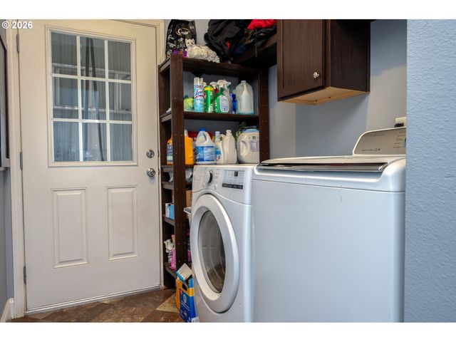 17794 Sw CUMBERLAND Way, Beaverton, OR 97006
