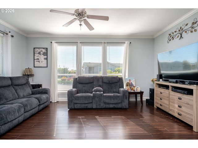 17794 Sw CUMBERLAND Way, Beaverton, OR 97006