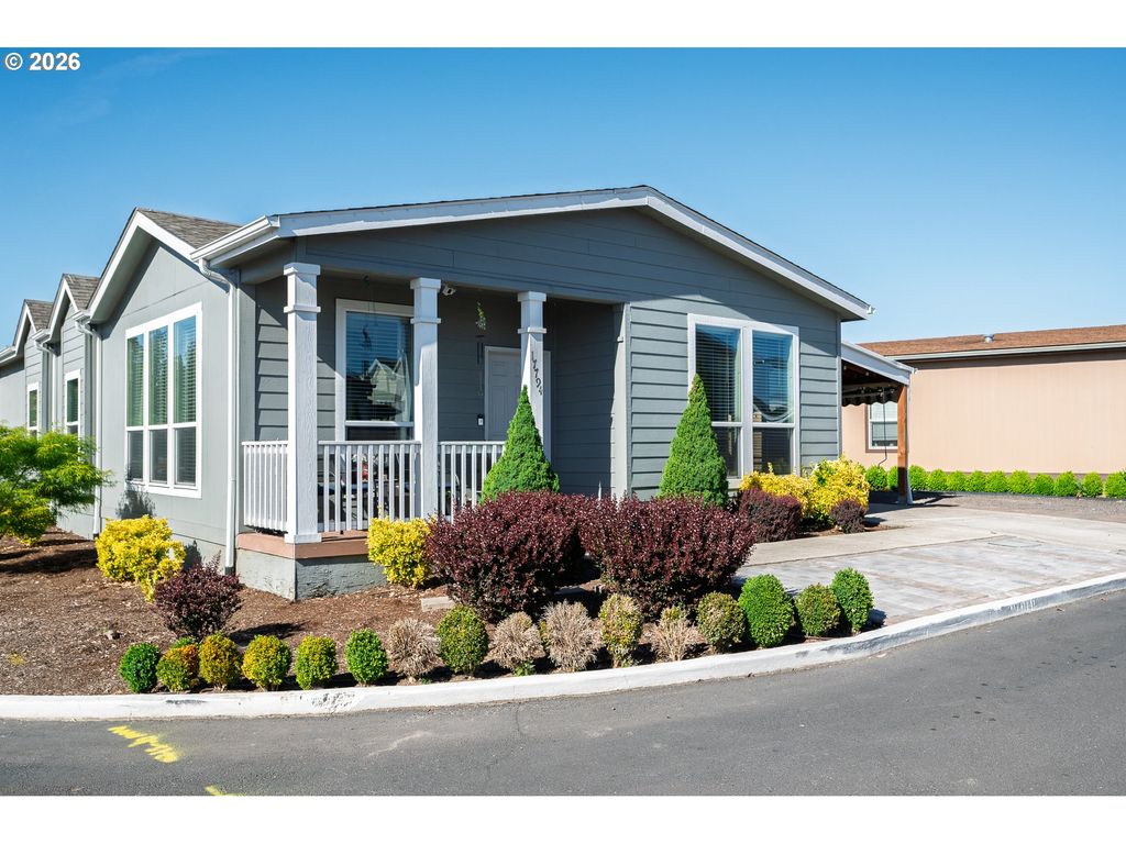 17794 Sw CUMBERLAND Way, Beaverton, OR 97006