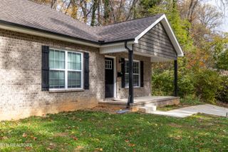 157 Wade Lane, Oak Ridge, TN 37830