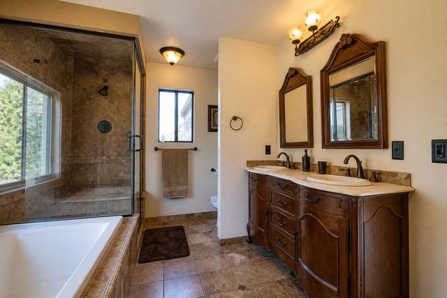 24275 Grand View Ave, Colfax, CA 95713