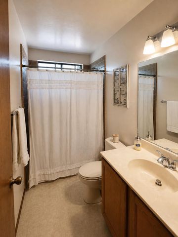 24275 Grand View Ave, Colfax, CA 95713