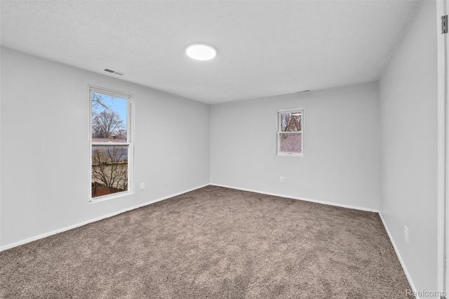 19151 Negaunee, Redford Charter Township, MI 48240