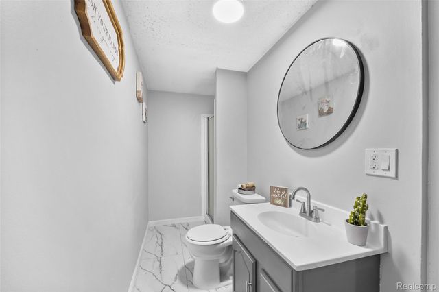 19151 Negaunee, Redford Charter Township, MI 48240