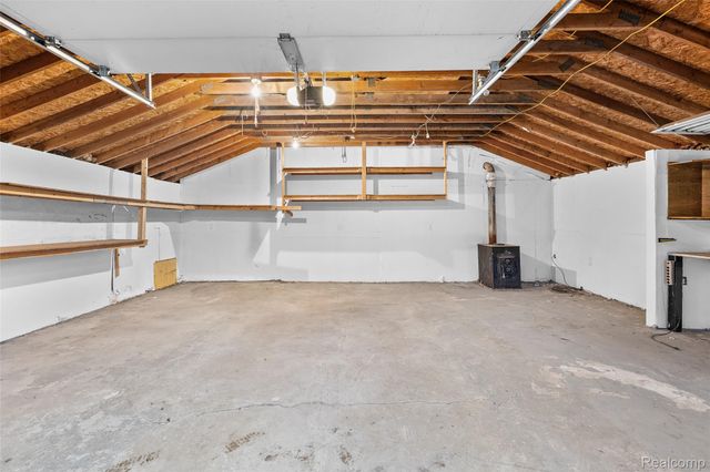 19151 Negaunee, Redford Charter Township, MI 48240