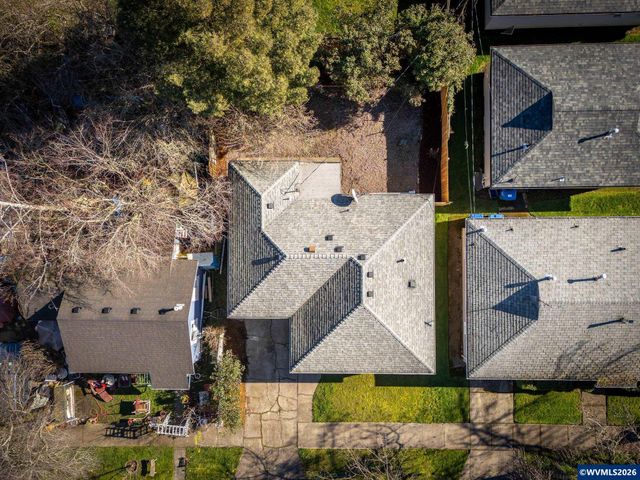 672 Catterlin Av NE, Salem, OR 97301