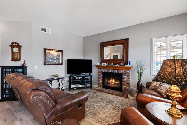 34247 Via Buena, Yucaipa, CA 92399