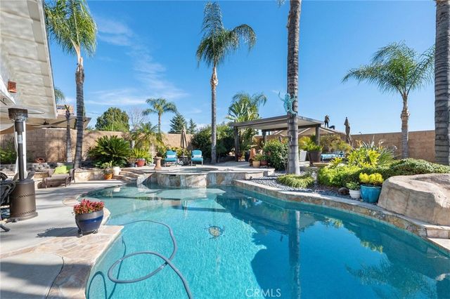 34247 Via Buena, Yucaipa, CA 92399