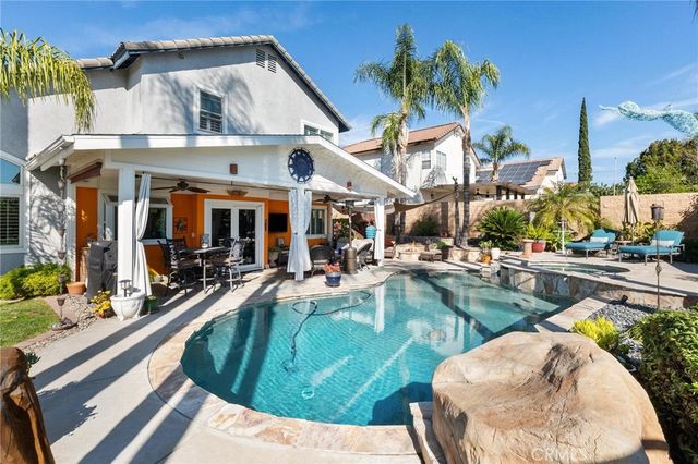 34247 Via Buena, Yucaipa, CA 92399