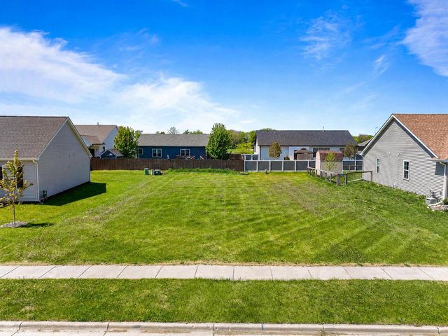 Lt43 Lilac LANE, Delavan, WI 53115