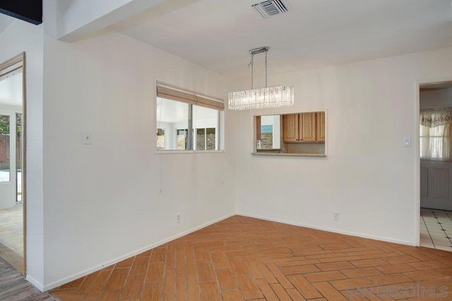 5113 Wilts Pl., San Diego, CA 92117