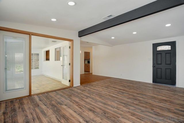 5113 Wilts Pl., San Diego, CA 92117