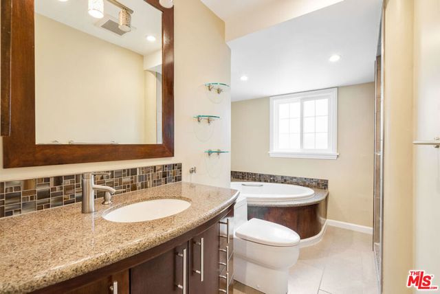 1221 N Frederic Street, Burbank, CA 91505