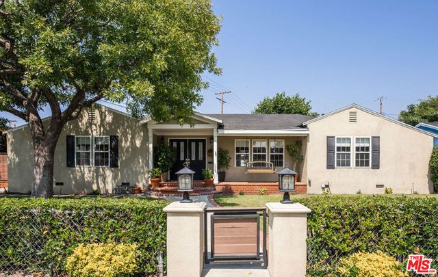 1221 N Frederic Street, Burbank, CA 91505