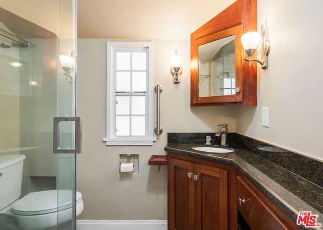 1221 N Frederic Street, Burbank, CA 91505