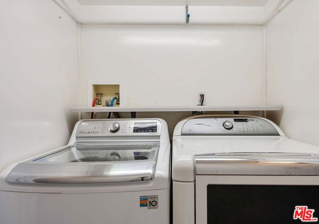 1221 N Frederic Street, Burbank, CA 91505