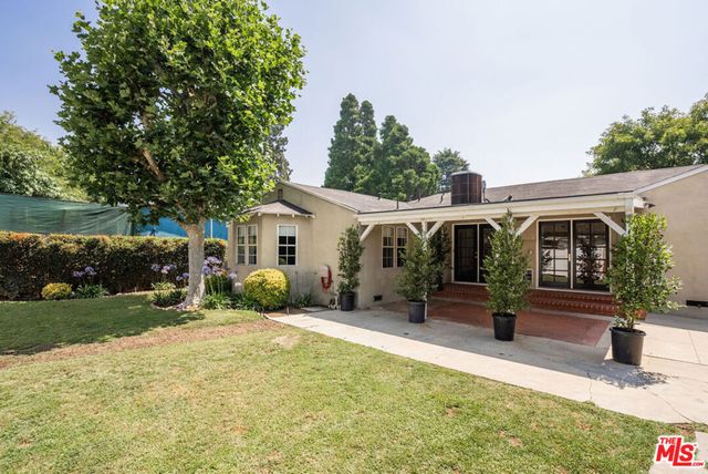 1221 N Frederic Street, Burbank, CA 91505