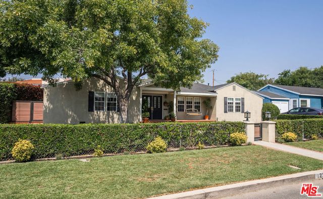 1221 N Frederic Street, Burbank, CA 91505