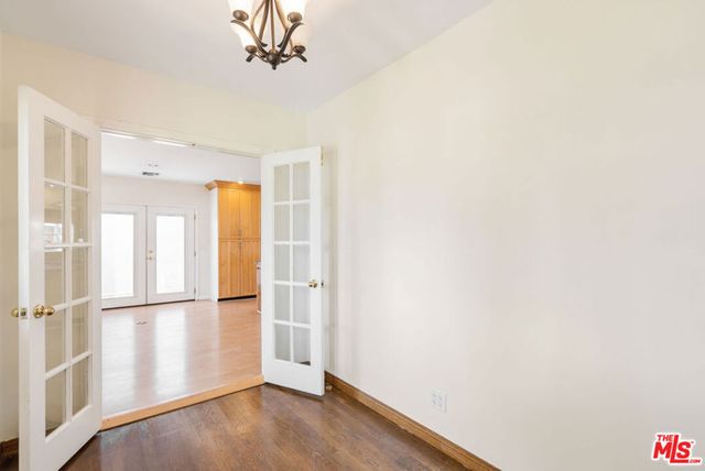 1221 N Frederic Street, Burbank, CA 91505