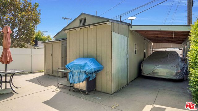 1221 N Frederic Street, Burbank, CA 91505